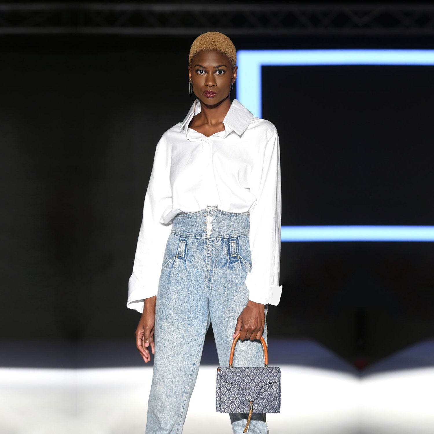 Oversized Shirt in White Cotton